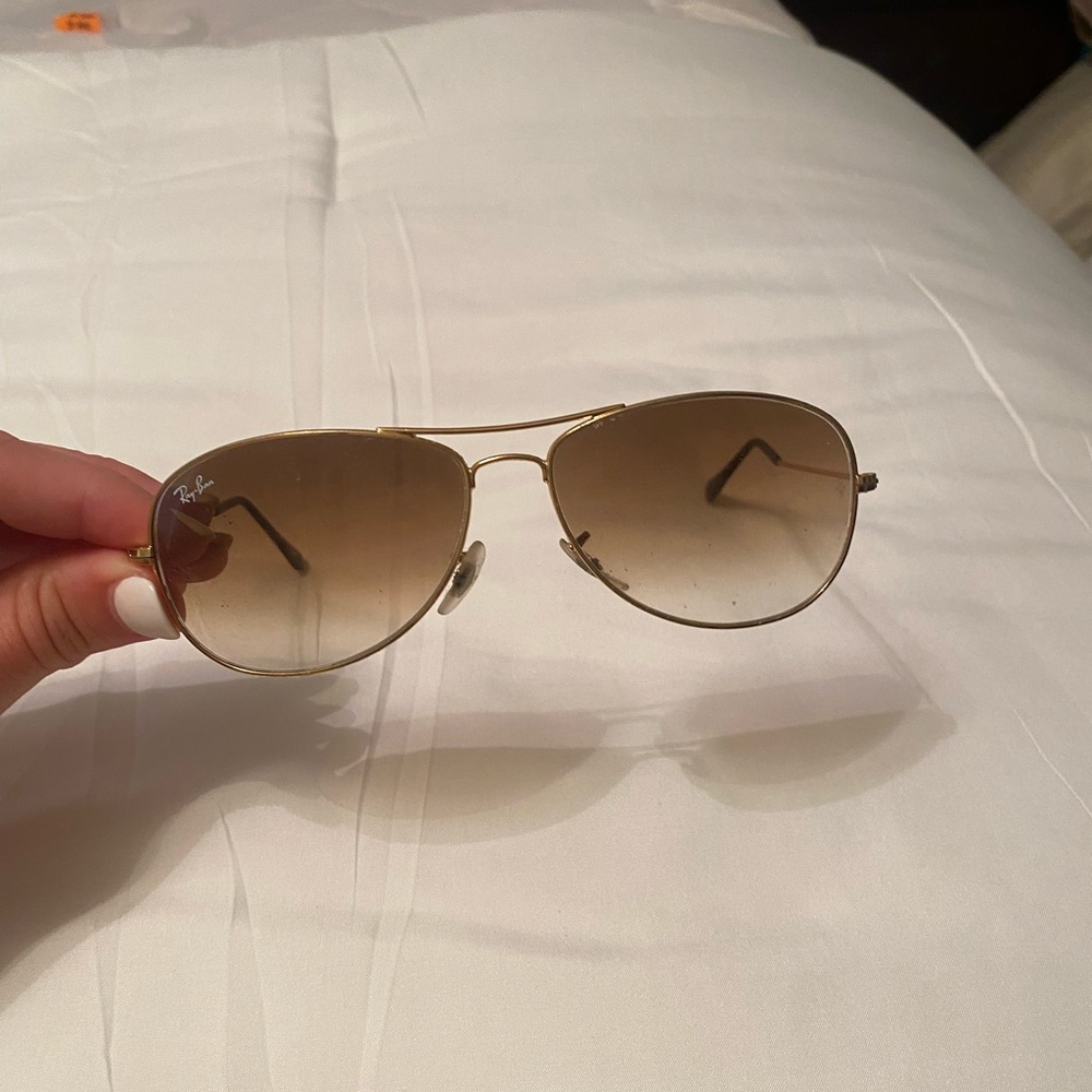 Ray Ban Aviators - Picture 2 of 3